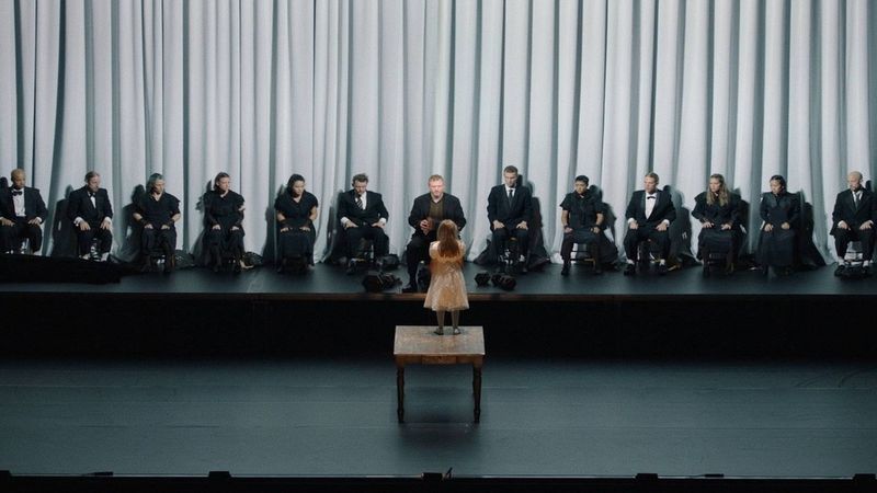 LA DANSE Backdrop Image