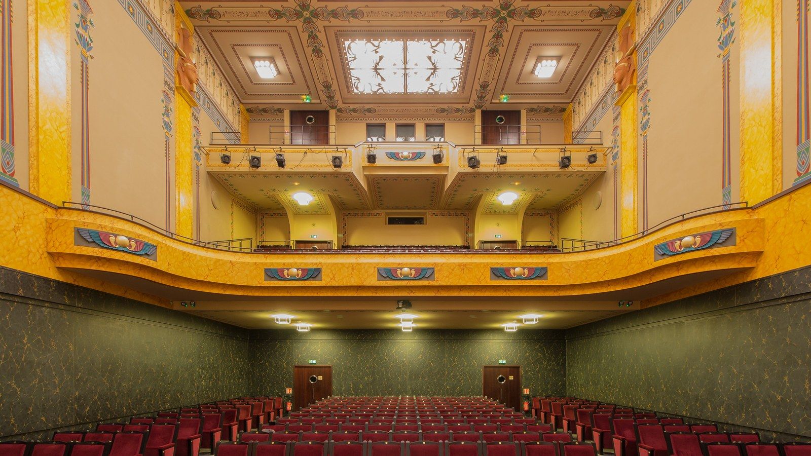 Le Louxor, photo 3 of 3