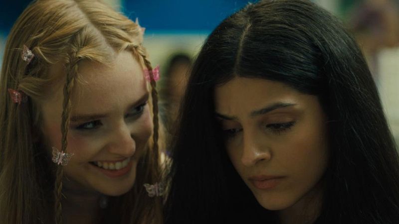 Slanted Backdrop Image