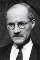 Angus MacKay