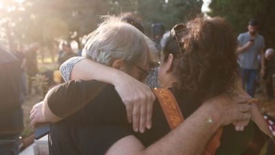 Holding Liat Poster Landscape Image